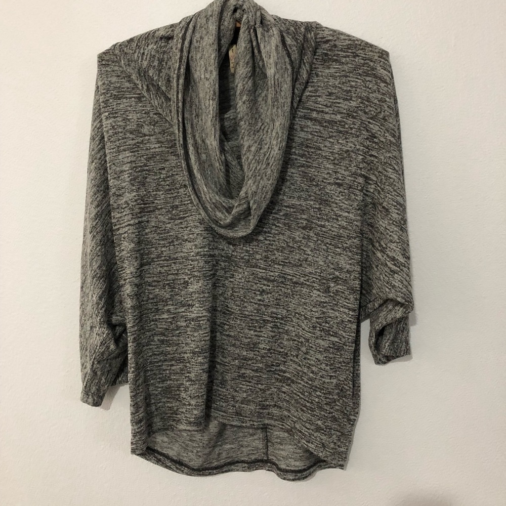 Olivia Moon Gray Funnel Neck Blouse Small